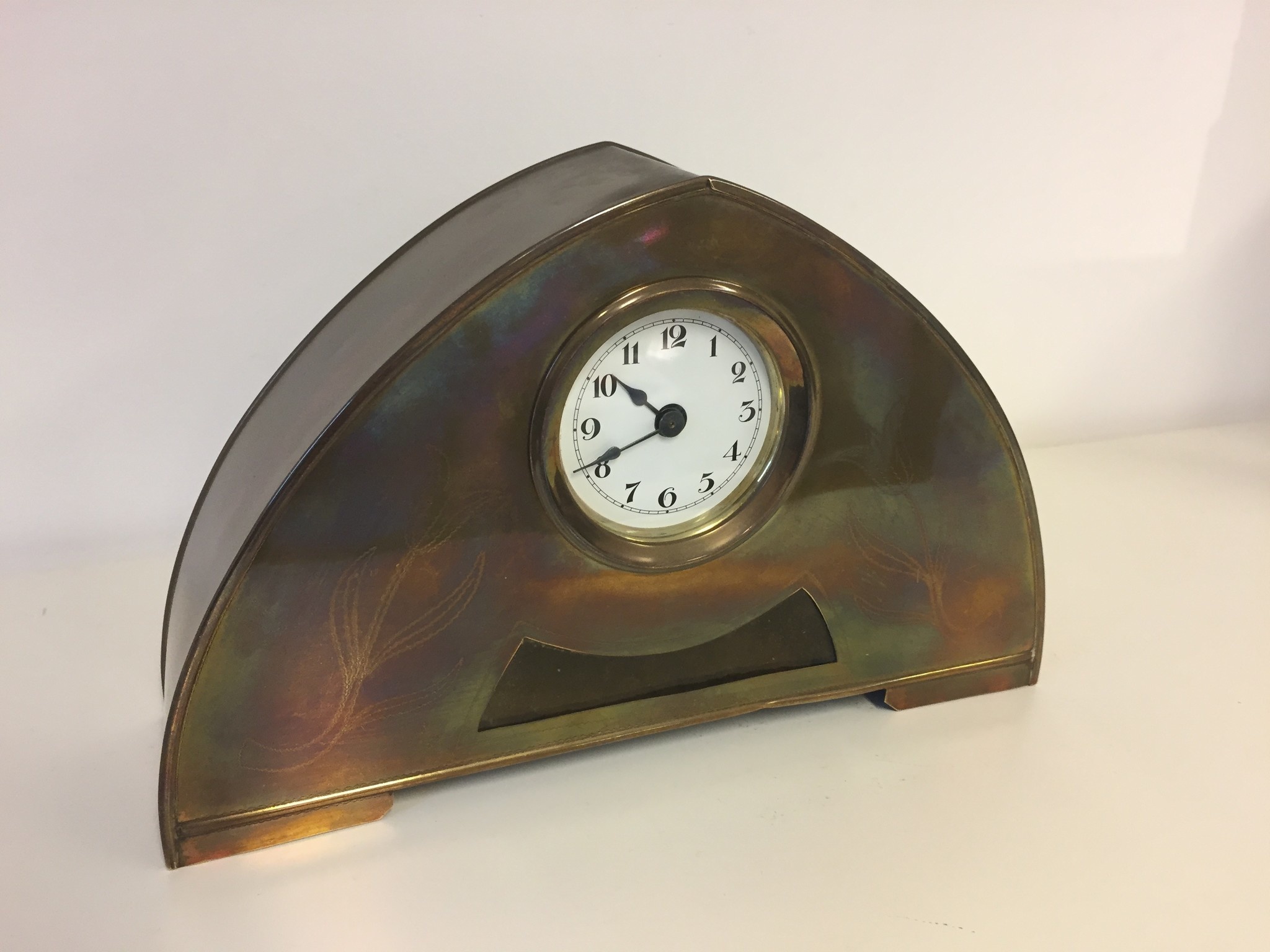 NiceTime Design - Table clock Cuivre Art Deco