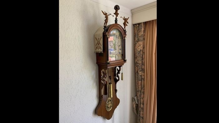 NiceTime Design - Frisian tail clock Antiques
