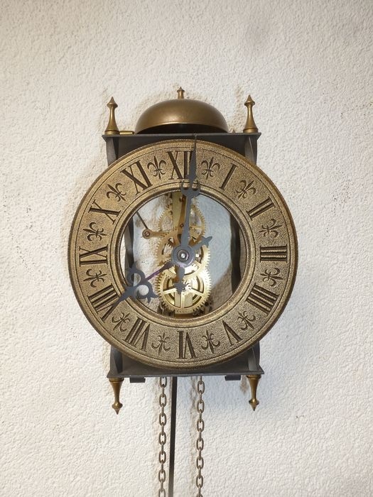 Design - Skeletal clock Germany