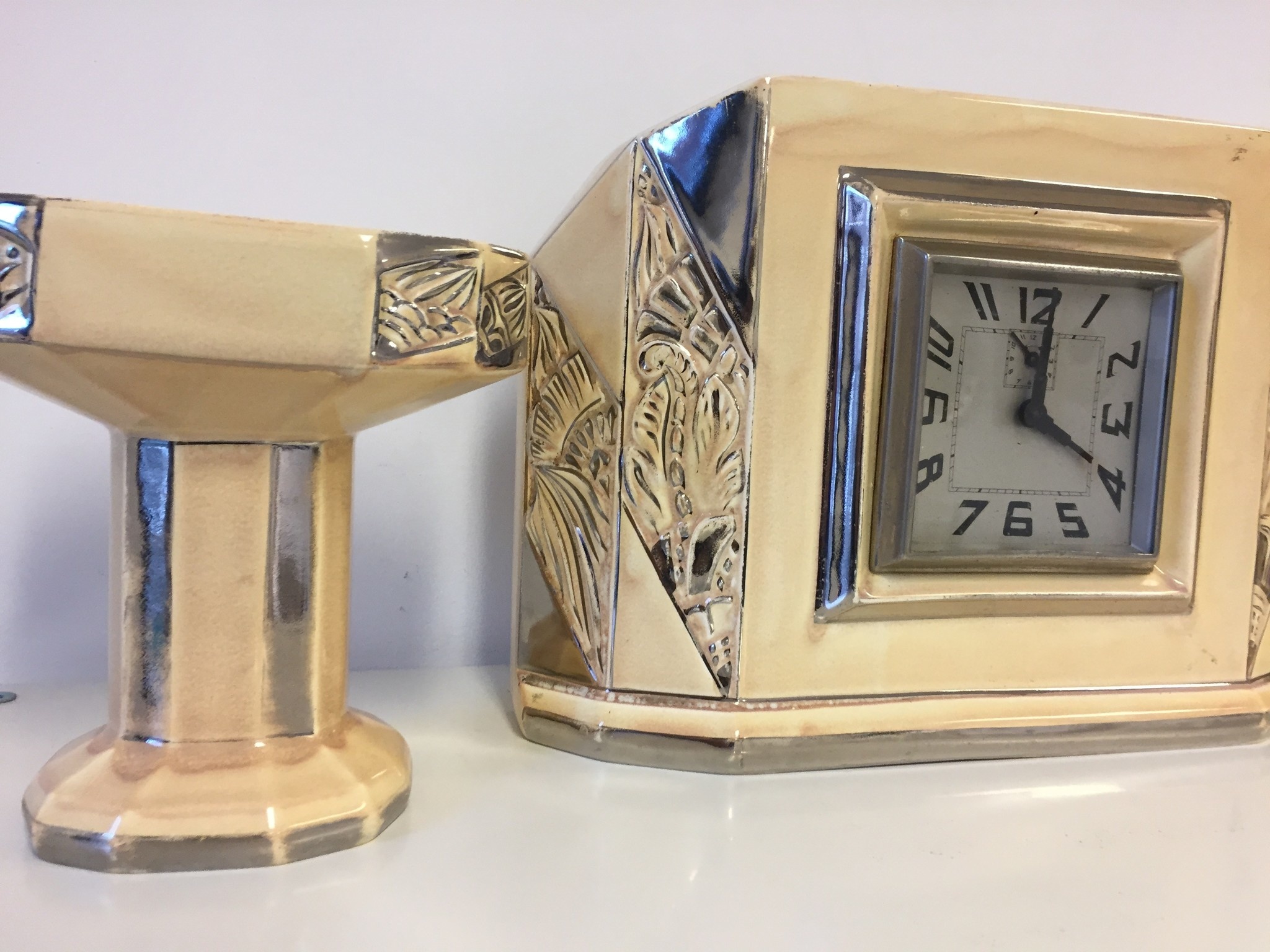 Design - Art Deco Clocks Set