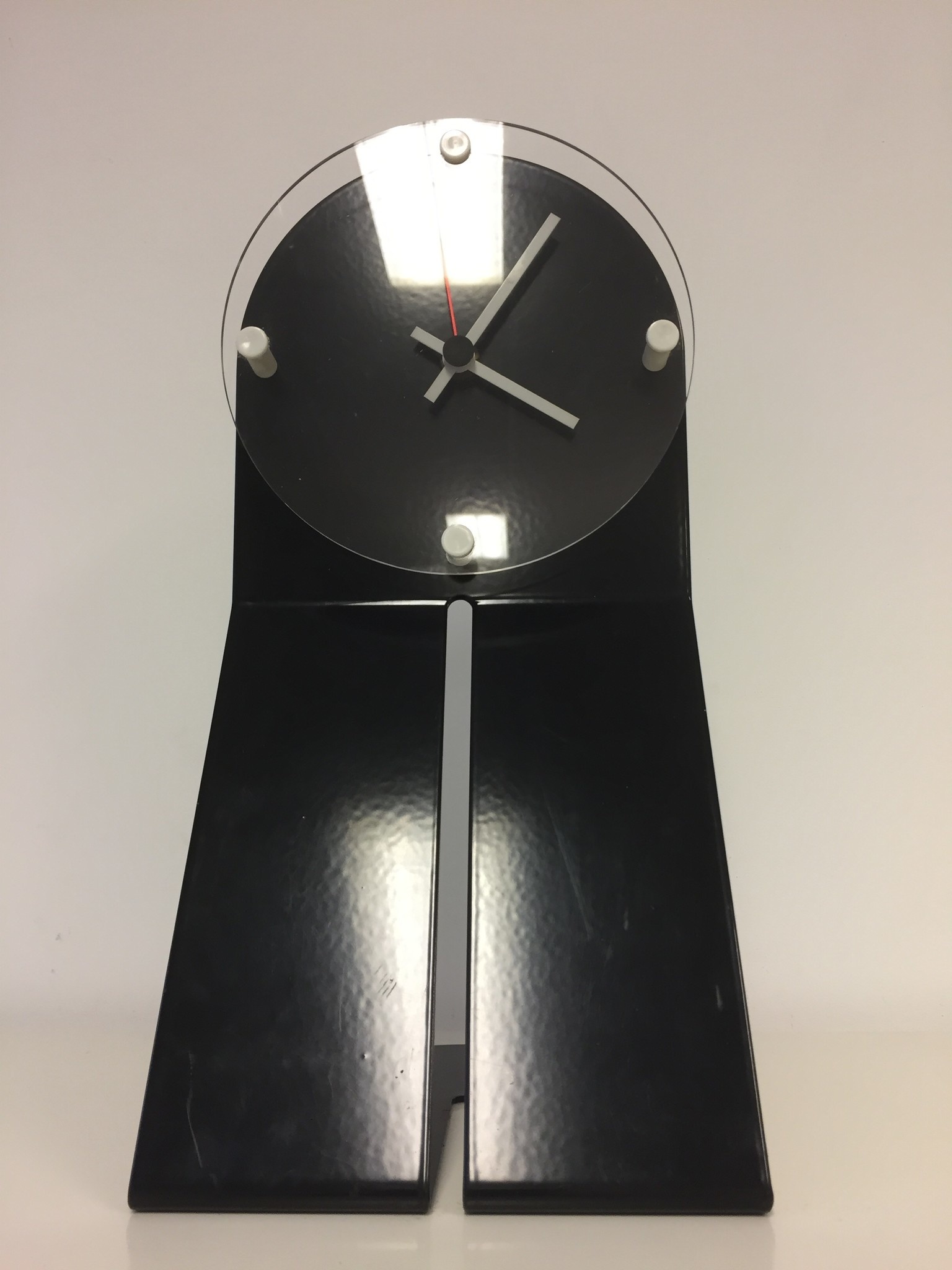 Design - Gaspare Cairoli Table clock Nero