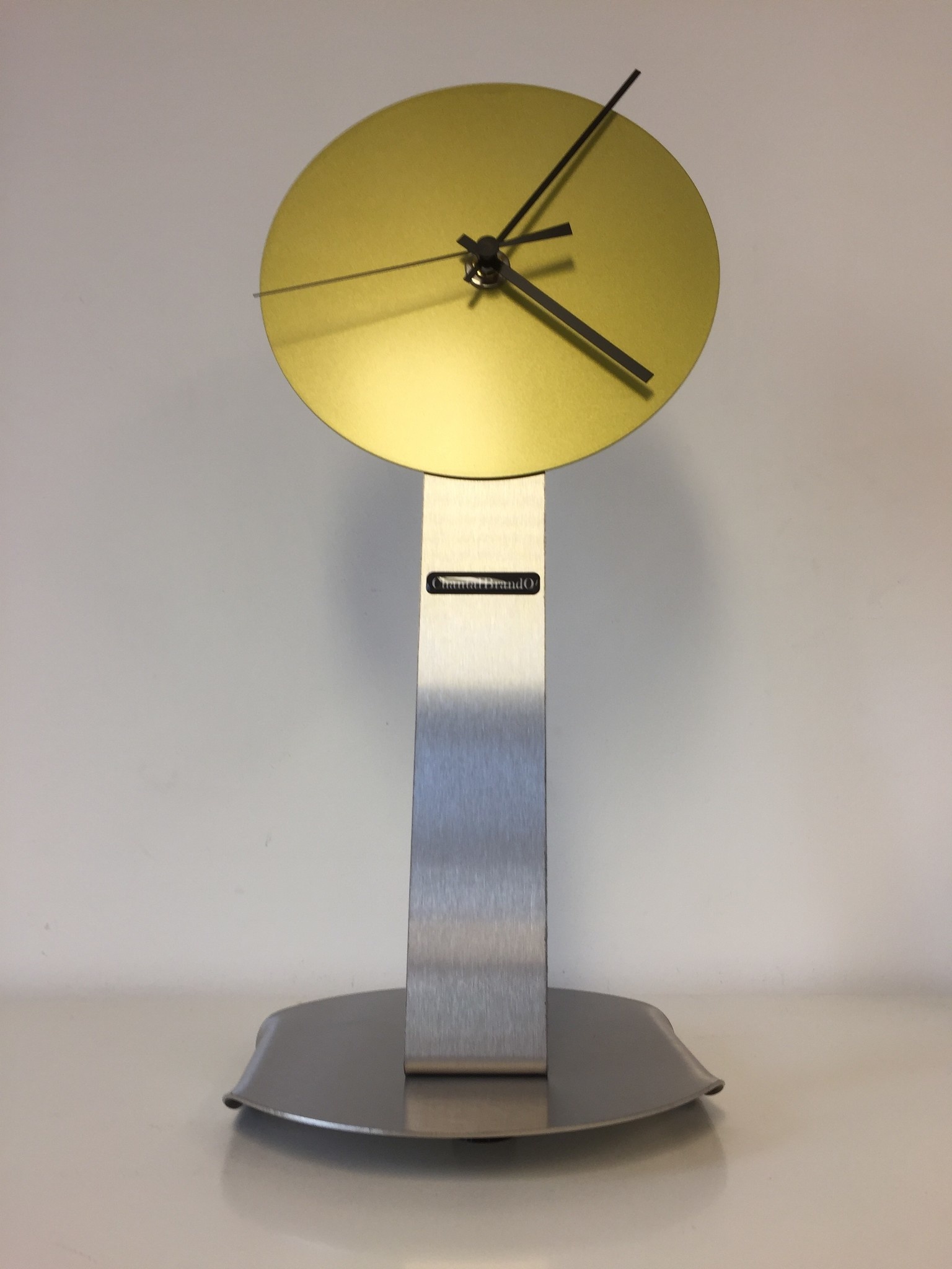 ChantalBrandO Design - Table clock Rock Around the Clock Lime Green Design