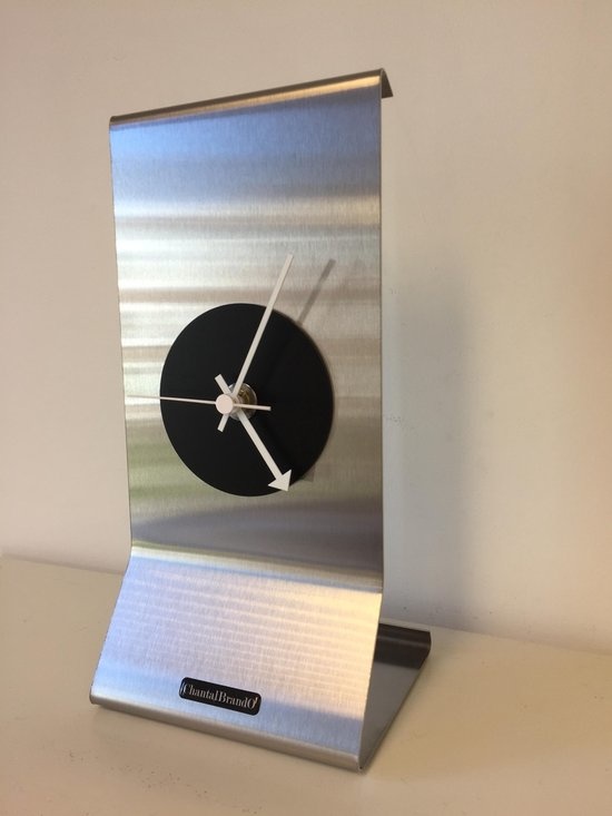 ChantalBrandO Design - Table clock Grace Black Modern Dutch Design