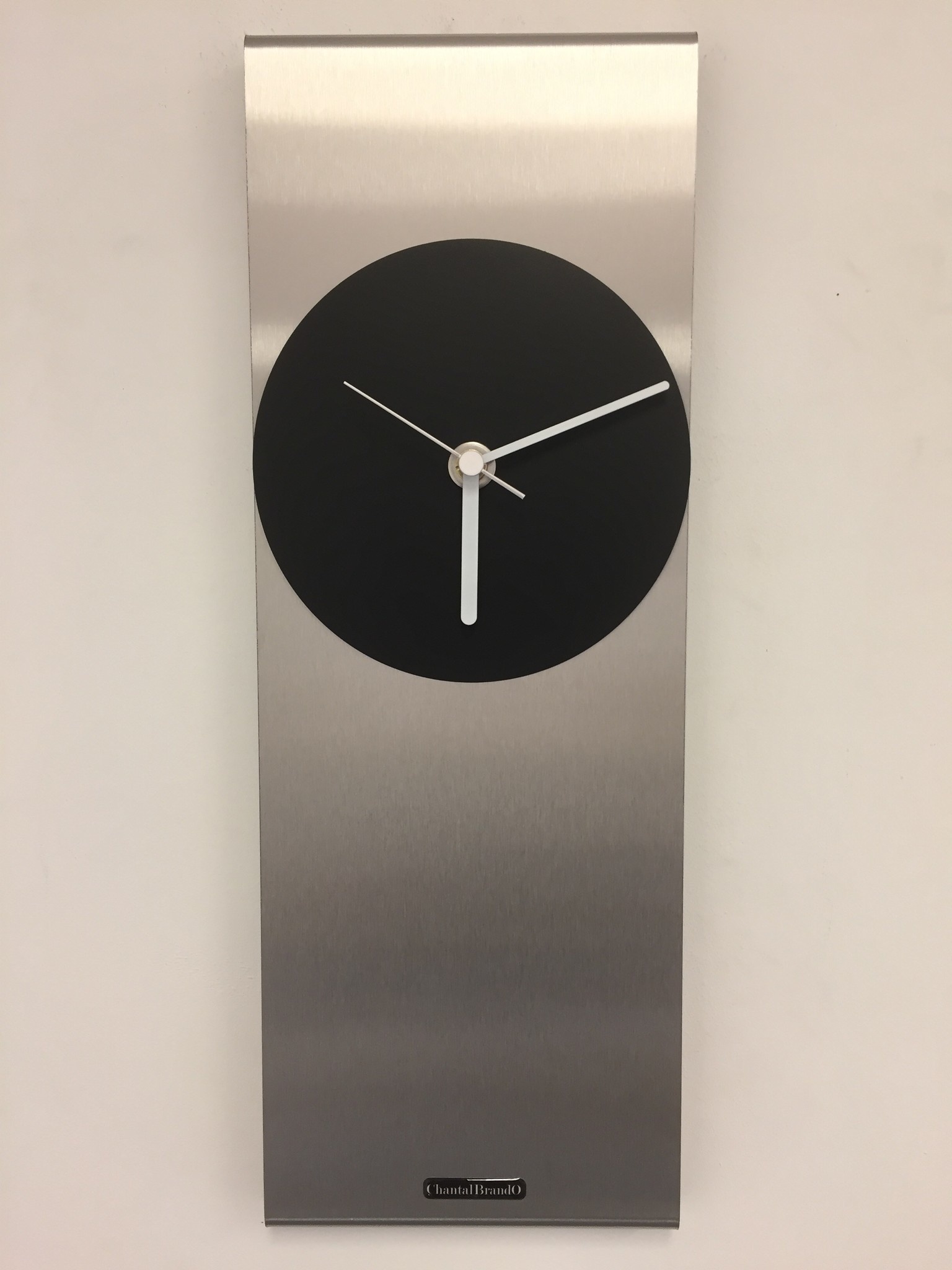 Klokkendiscounter Design - Wall clock Orion Black Modern Design