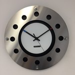 ChantalBrandO Design - Wanduhr Mecanica Black & Silver White Red Poiner Modern Hollandisches Design Handgefertigte 40 cm