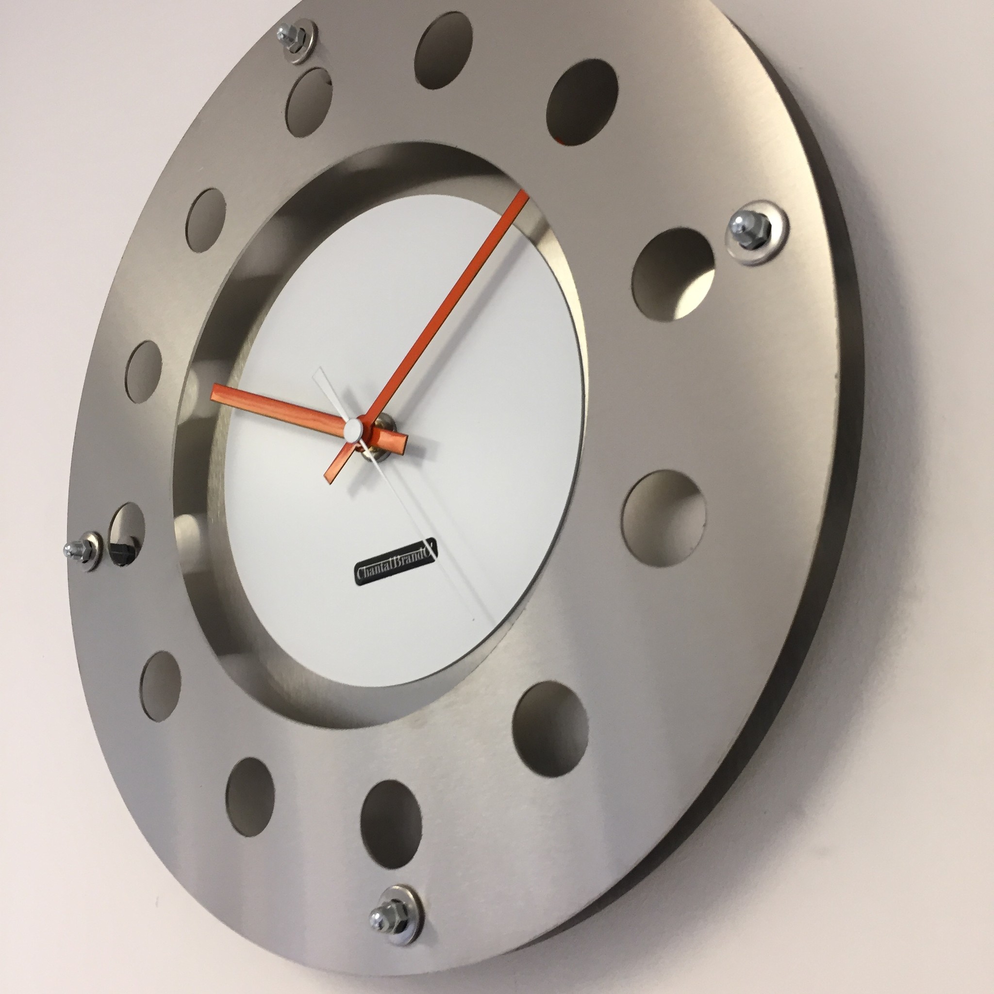 ChantalBrandO Design - Wall clock Mecanica Small Indoor Circle White Orange White Modern Dutch Design Handmade 40 cm