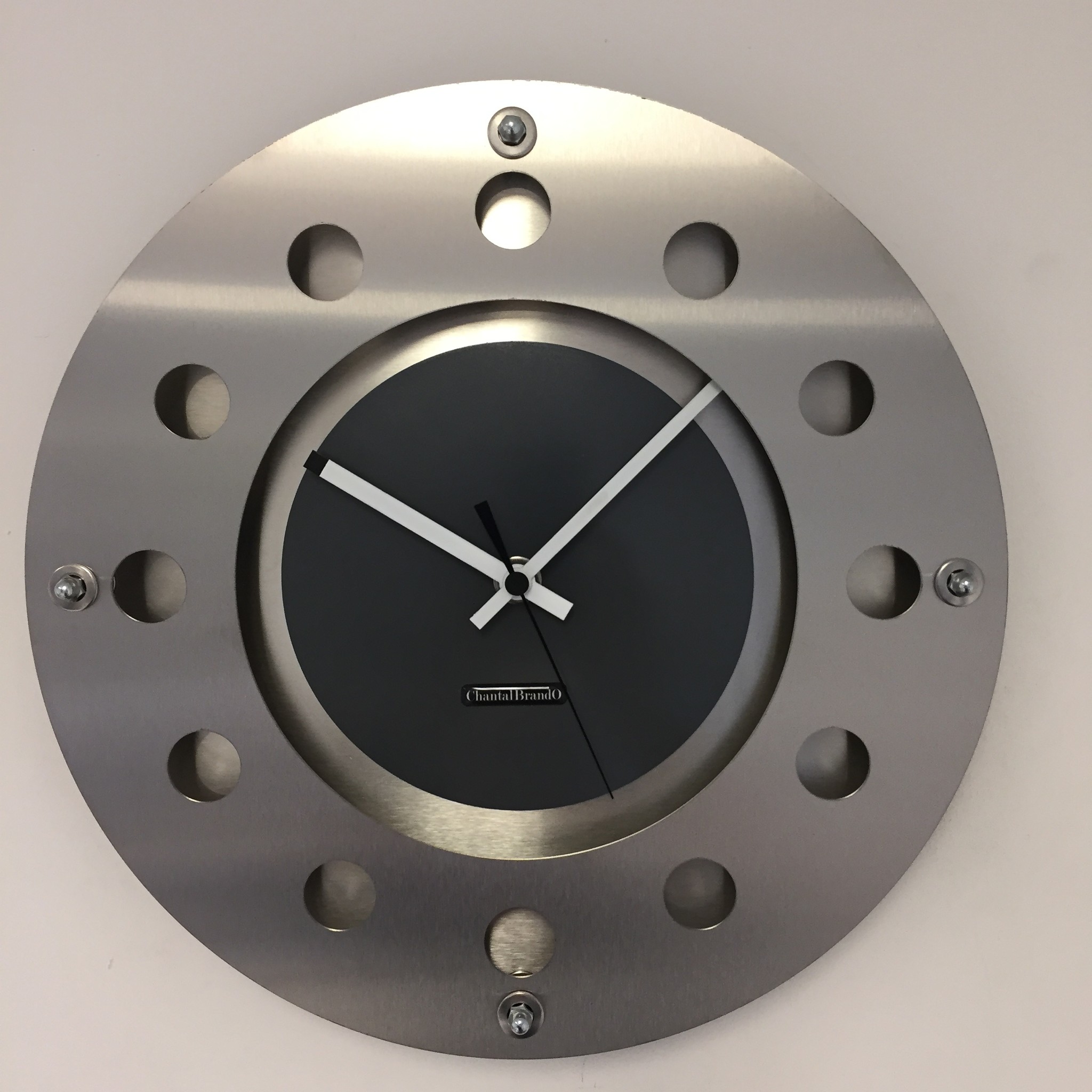 ChantalBrandO Design - Wall clock Mecanica Small Indoor Circle Gray White Black Modern Dutch Design Handmade 40 cm