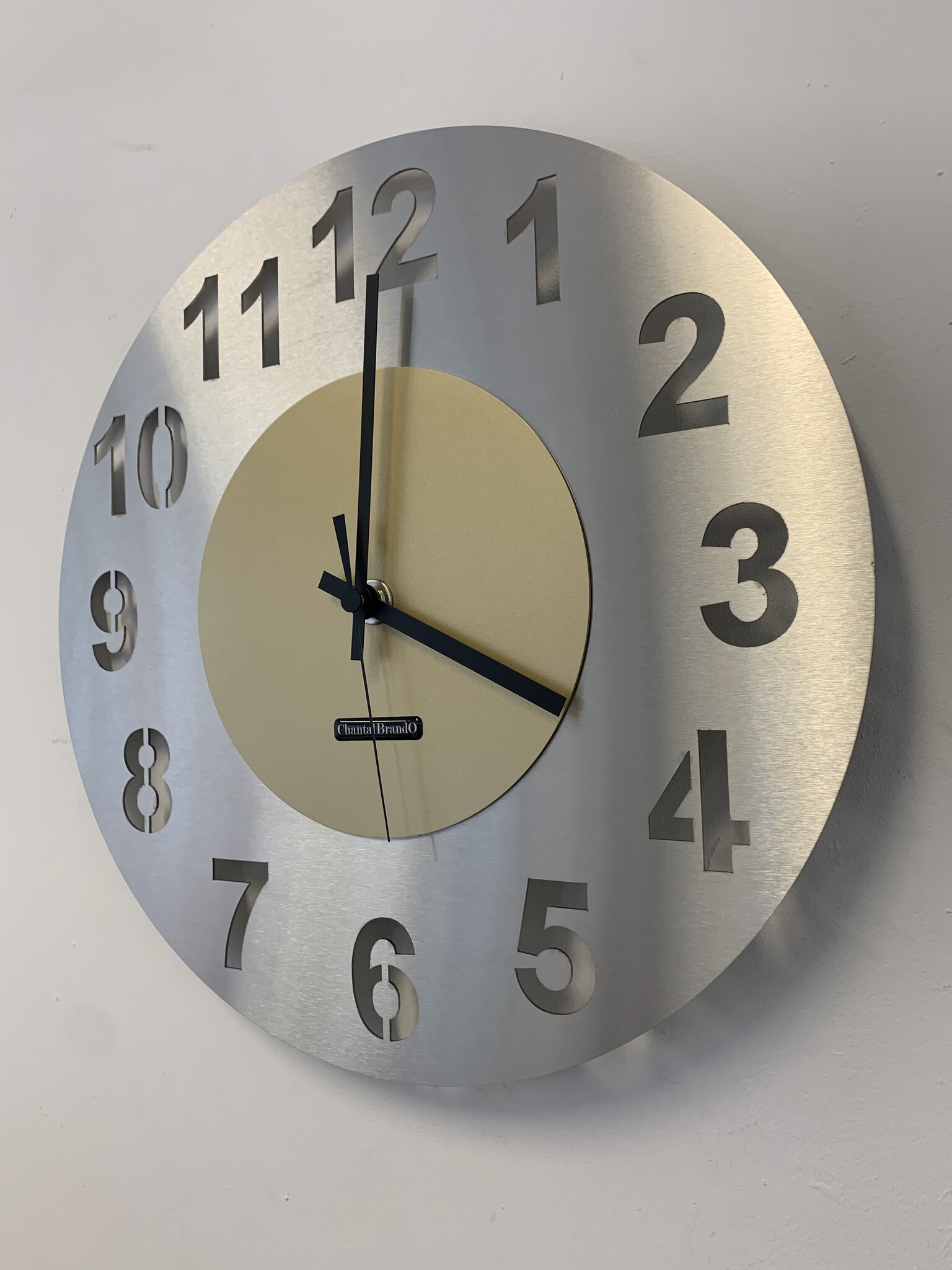 Klokkendiscounter Design - Wall clock Junte Gold Design