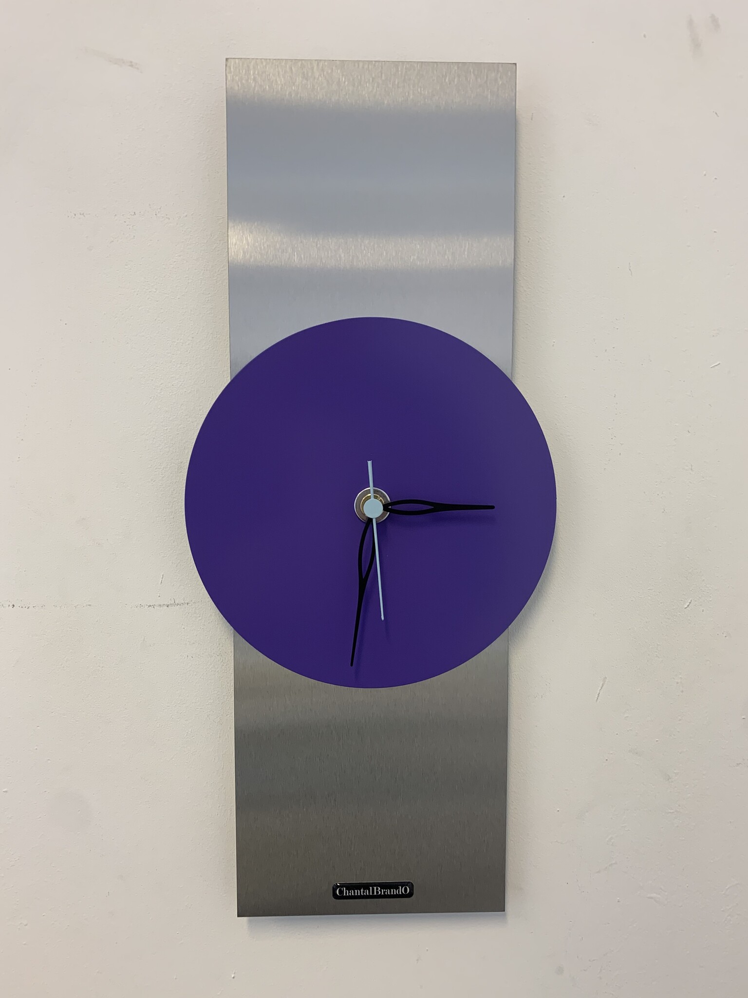 Klokkendiscounter Design - Wall clock stainless steel Purple Haze