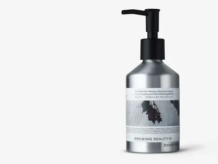 RADIATE β 323 Brightening Hibiscus Face Cleanser