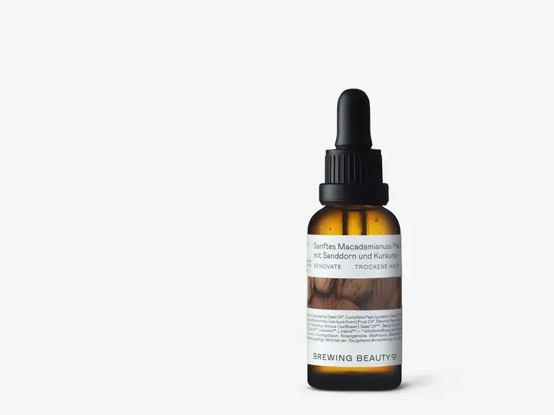 RENOVATE Softening Macadamia Nut Pre-Shave and Beard Oil with Sea Buckthorn and Turmeric