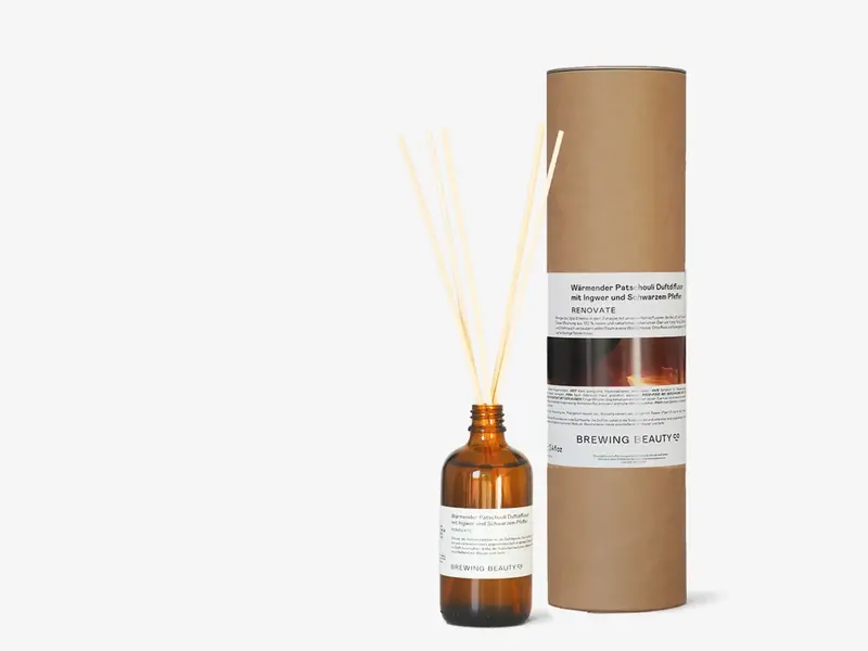 RENOVATE Cuddling Patchouli Reed Diffuser with Ginger and Black Pepper