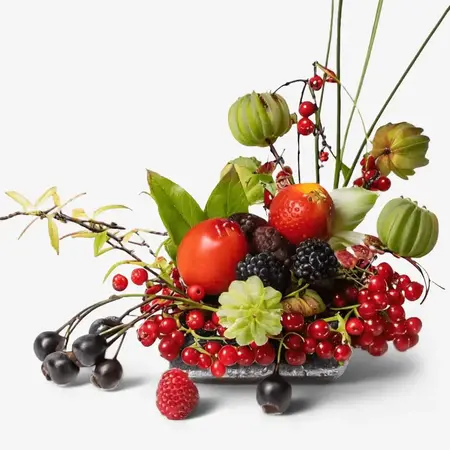 Berries: Antioxidant Powerhouse for Glowing Skin