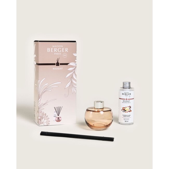 Maison Berger Geurstokjes Geschenkset Holly Nude – Inclusief 180 ml Huisparfum Amber Powder
