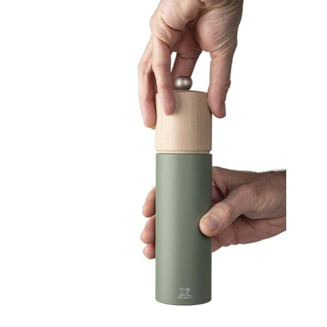 Peugeot Pepermolen Boreal Groen 21 cm