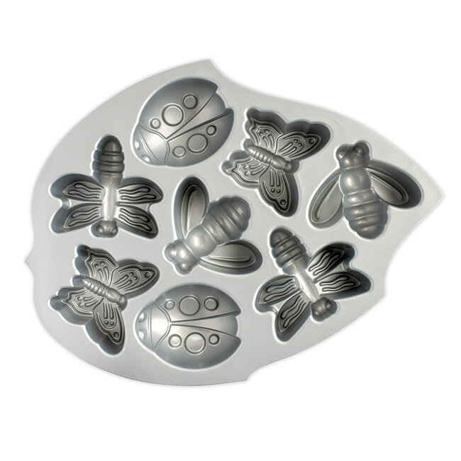 Nordic Ware Bakvorm Backyard Bugs