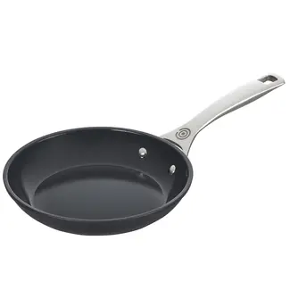 Le Creuset Koekenpan Essential Ceramic ø 28 cm Le Creuset Koekenpan Essential Ceramic ø 28 cm
