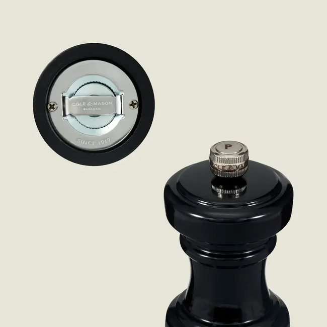 Cole & Mason Pepermolen Hoxton 10 cm – Glans zwart houten pepermolen met precisie maalwerk, stijlvol en compact design