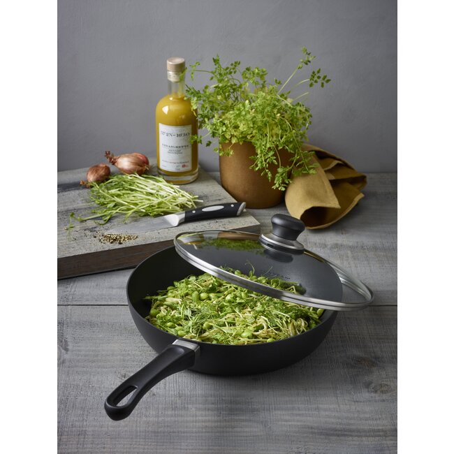 Scanpan Hapjespan / sauteerpan Classic Induction 24 cm met Deksel – Hoogwaardige Anti-aanbaklaag, Geschikt voor alle Warmtebronnen inclusief Inductie