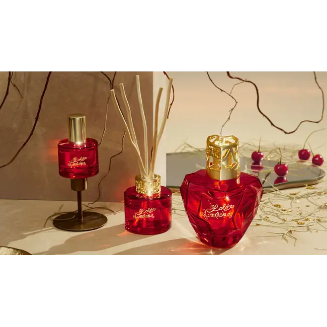 Lampe Berger Giftset Lolita Lempicka Sweet Rode Iconische Lamp Met Luxe Geur 250ml Voor Luchtreiniging En Sfeervolle Parfumering In Huis
