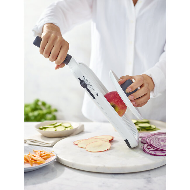 OXO Good Grips Handmandoline – Met Restenhouder – Instelbaar 5-standen