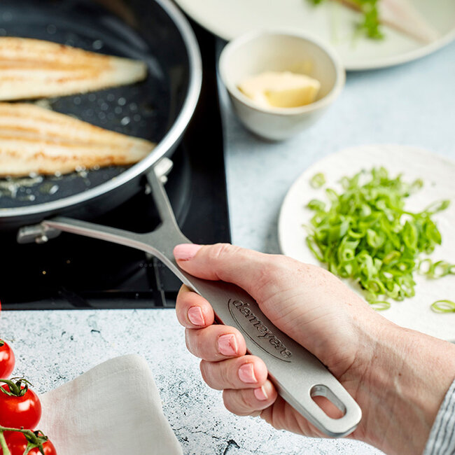 Demeyere Koekenpannenset Ceraforce Alu Industry 24+28cm - Keramische Antiaanbakpannen voor Gezond en Krachtig Bakken