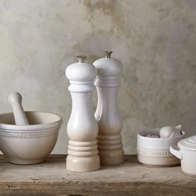 Le Creuset Zoutmolen Meringue 21cm Stijlvol Design met Instelbare Maalgraad