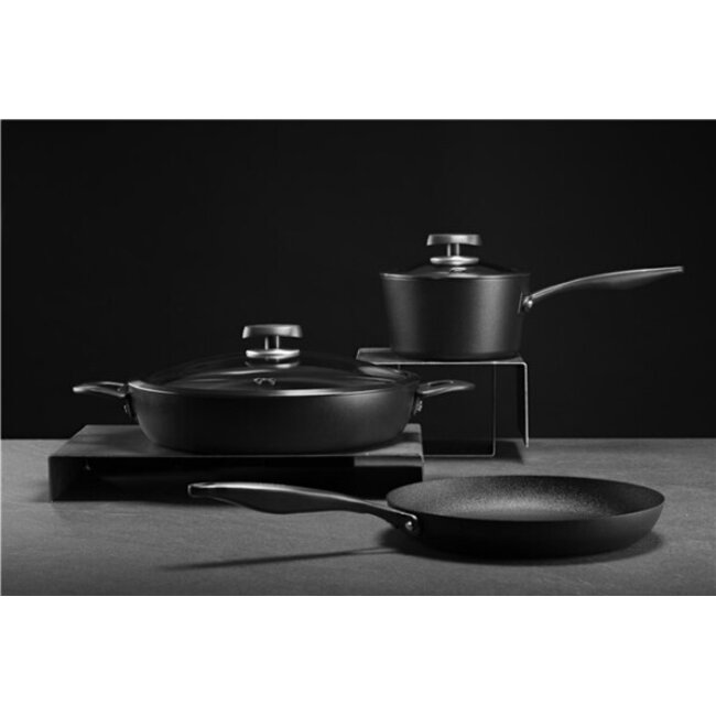 Scanpan Sauteerpan Pro SB+ 32cm 4 liter - Inclusief Deksel - Inductie & Ovenbestendig - Stratanium+ Antiaanbaklaag