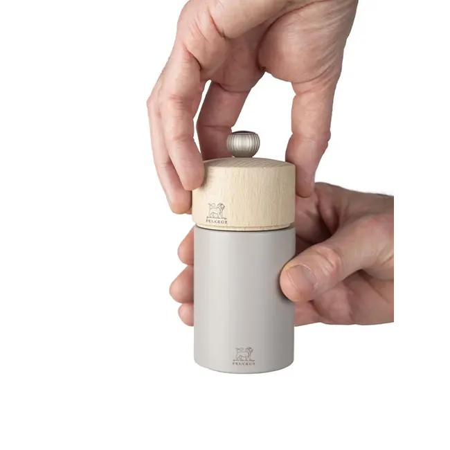 Peugeot Zoutmolen Boreal Kiezelgrijs 12cm - Met hoogwaardig Zirlion Maalmechanisme