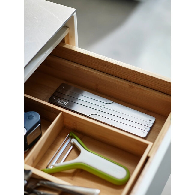 Joseph Joseph Pannenonderzetter Space Expanding Trivet Grijs