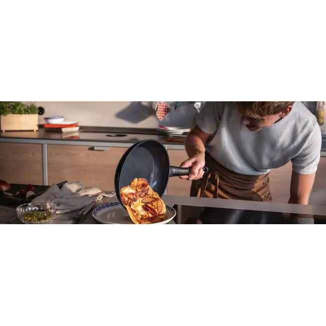 Fissler Essential Koekenpan – Keramische Antiaanbaklaag – PFAS-vrij – 28 cm