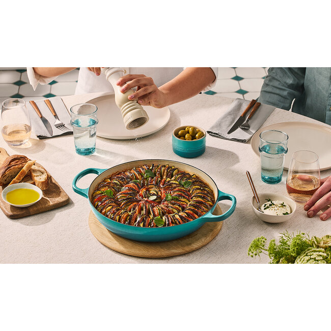 Le Creuset Campagnard Signature – Bleu Riviera – Ø 30 cm – 3.5 Liter – Geëmailleerd Gietijzer