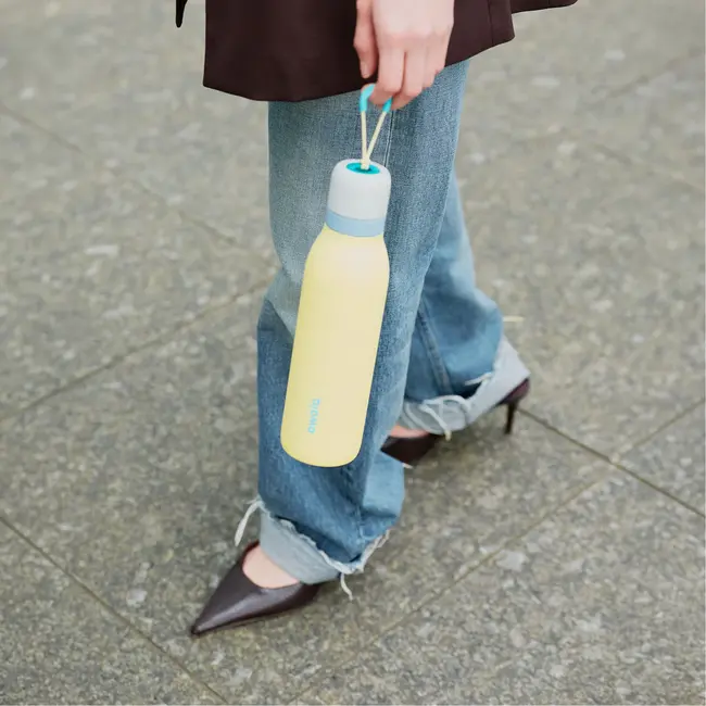 Owala FreeSip Twist RVS Geïsoleerde Waterfles 530 ml – Sunny Daze (18 oz)