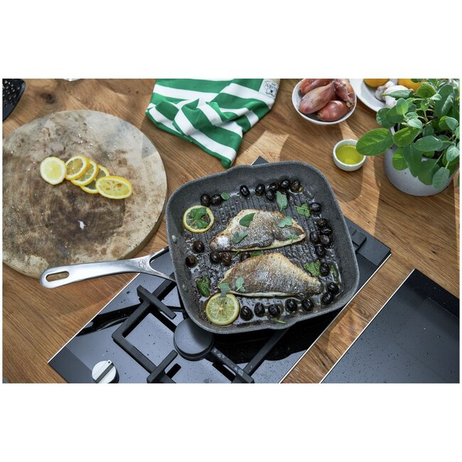 Salina Grillpan 28 x 28 cm – Granitium Ti-X Antiaanbaklaag – Radiant Inductiebodem – RVS Handgreep