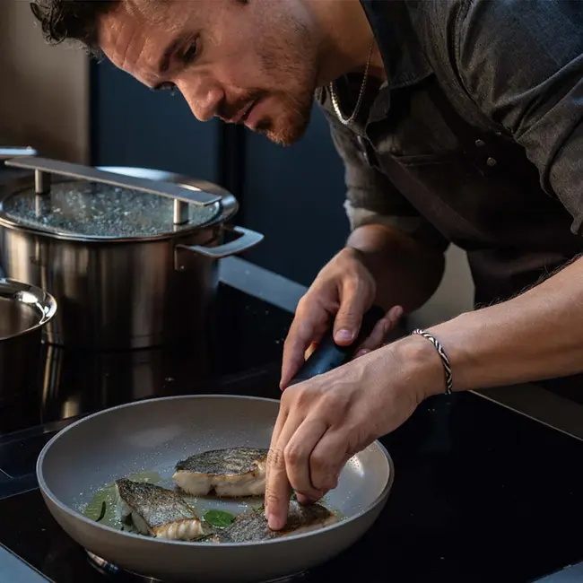 Fissler Ceratal Evo Classic Koekenpannenset – 24 cm & 28 cm – Warm Grijs - PFAS-Vrij