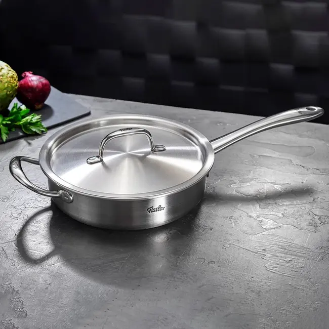Fissler M5 Pro-Ply Sauteerpan / Hapjespan met Deksel – 28 cm / 4,1L (5-Ply RVS)