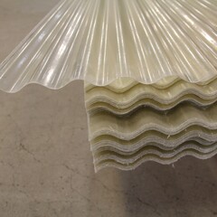 120 x 305 cm Polyester Golfplaat Transparant Type H 76/18