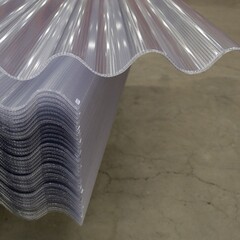 110 x 244 cm  Golfplaat Polycarbonaat Transparant Type F 177/51 Driewandig