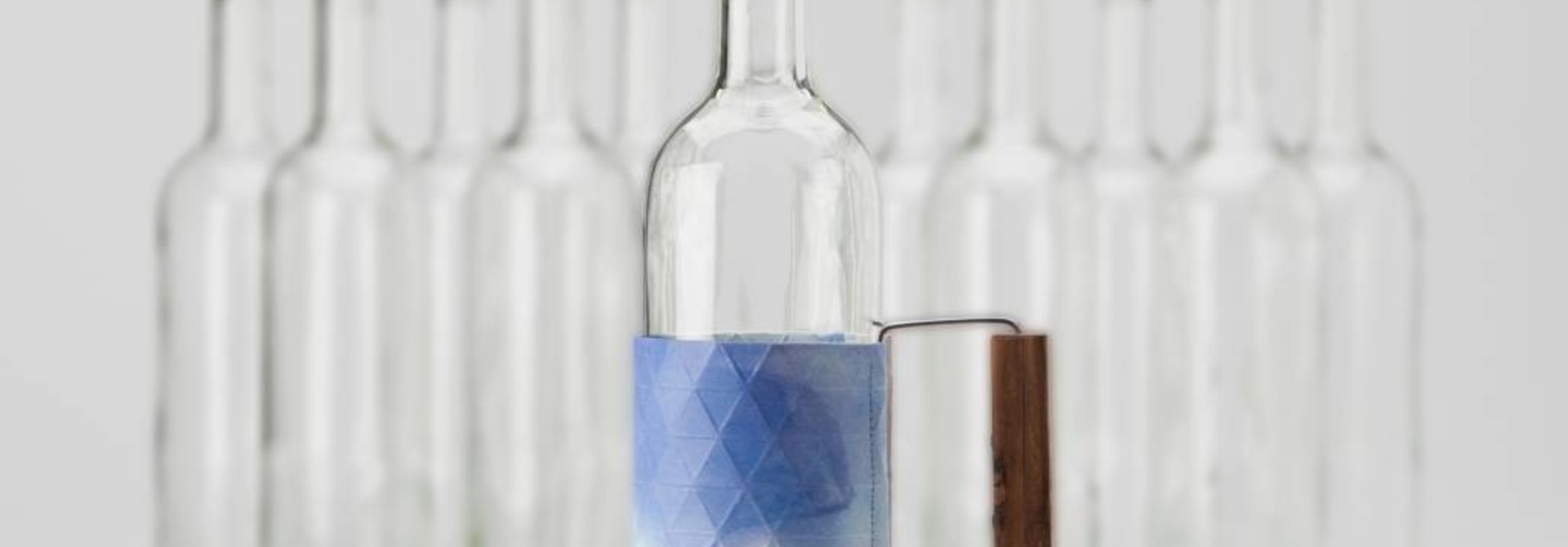 Bottle Grip Watercolour Blue