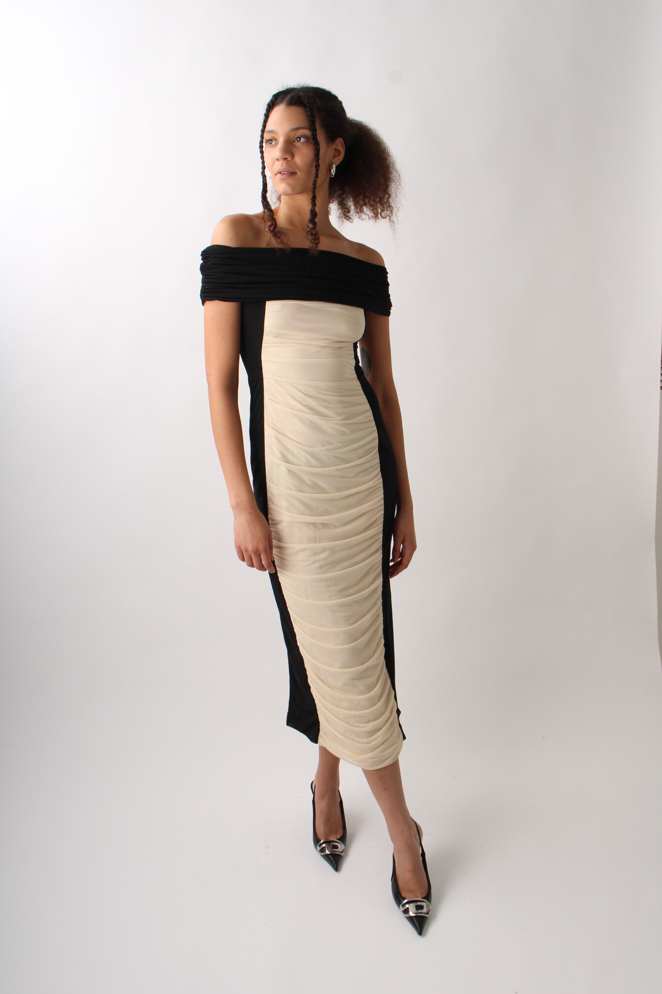 Rotate Ruched Off Shoulder Jurk