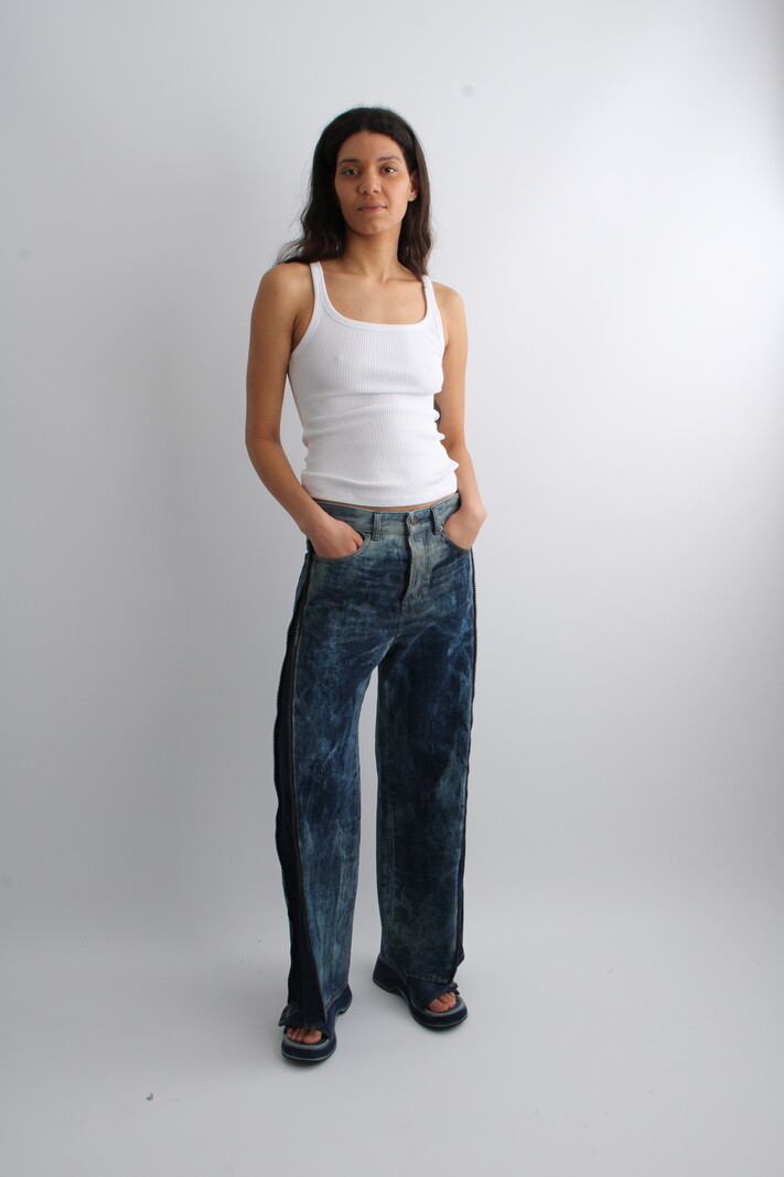 DIESEL RUNWAY D-RISE-ZIP-FSE Jeans