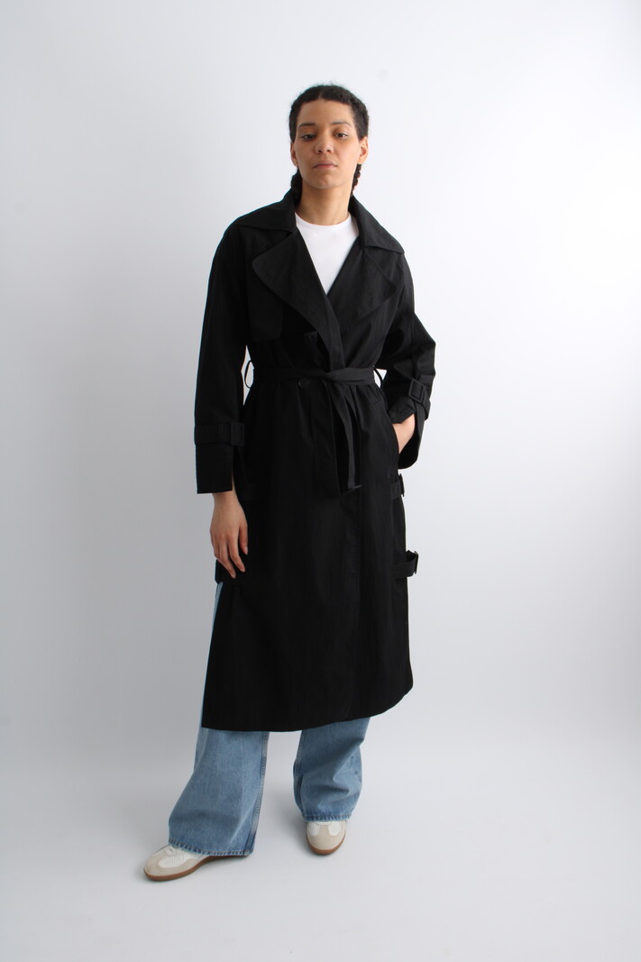 Isabelle Blanche Nero Trench Coat