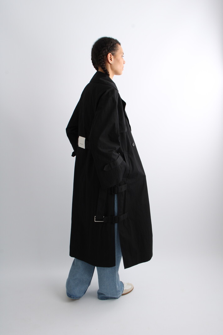 Isabelle Blanche Nero Trench Coat