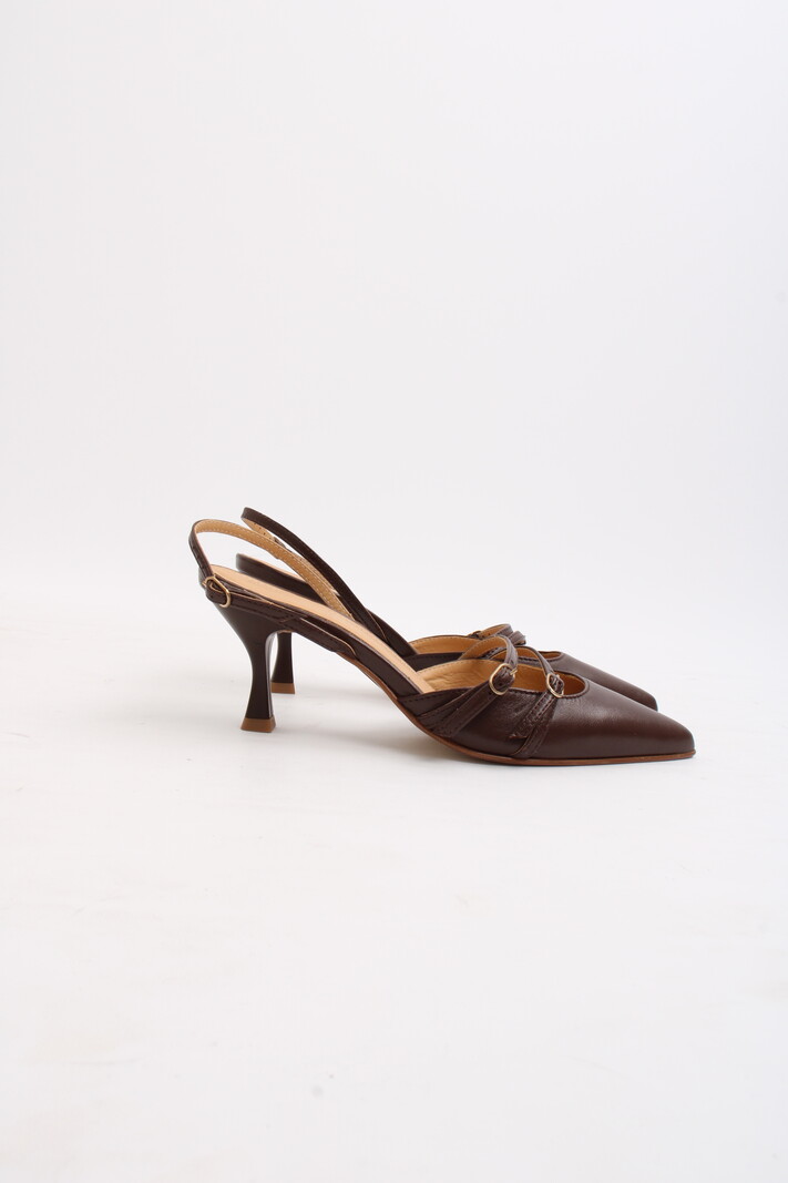 Alohas Joelle Onix Black Leather Pumps Brown