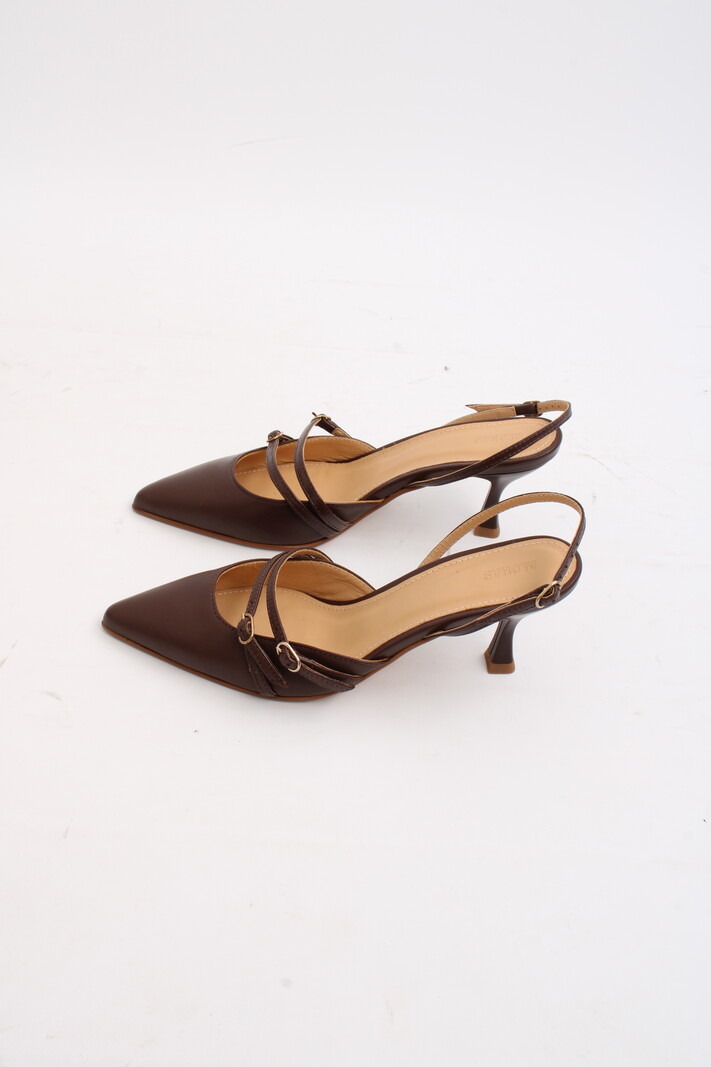 Alohas Joelle Onix Black Leather Pumps Brown