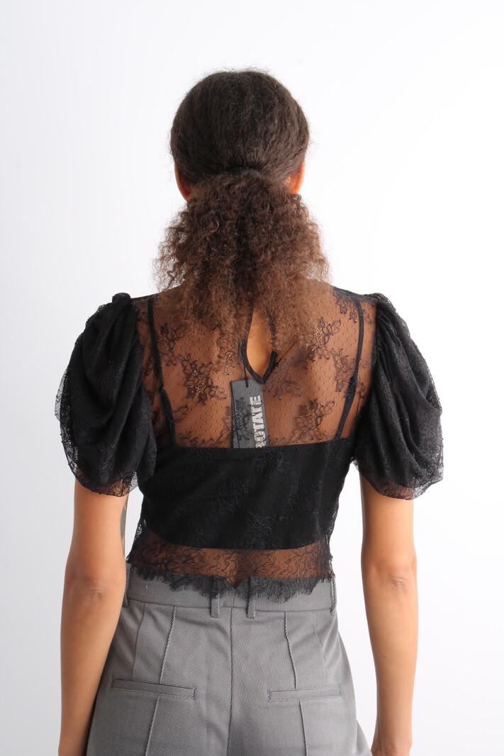 Rotate Lace Puff Sleeve Top