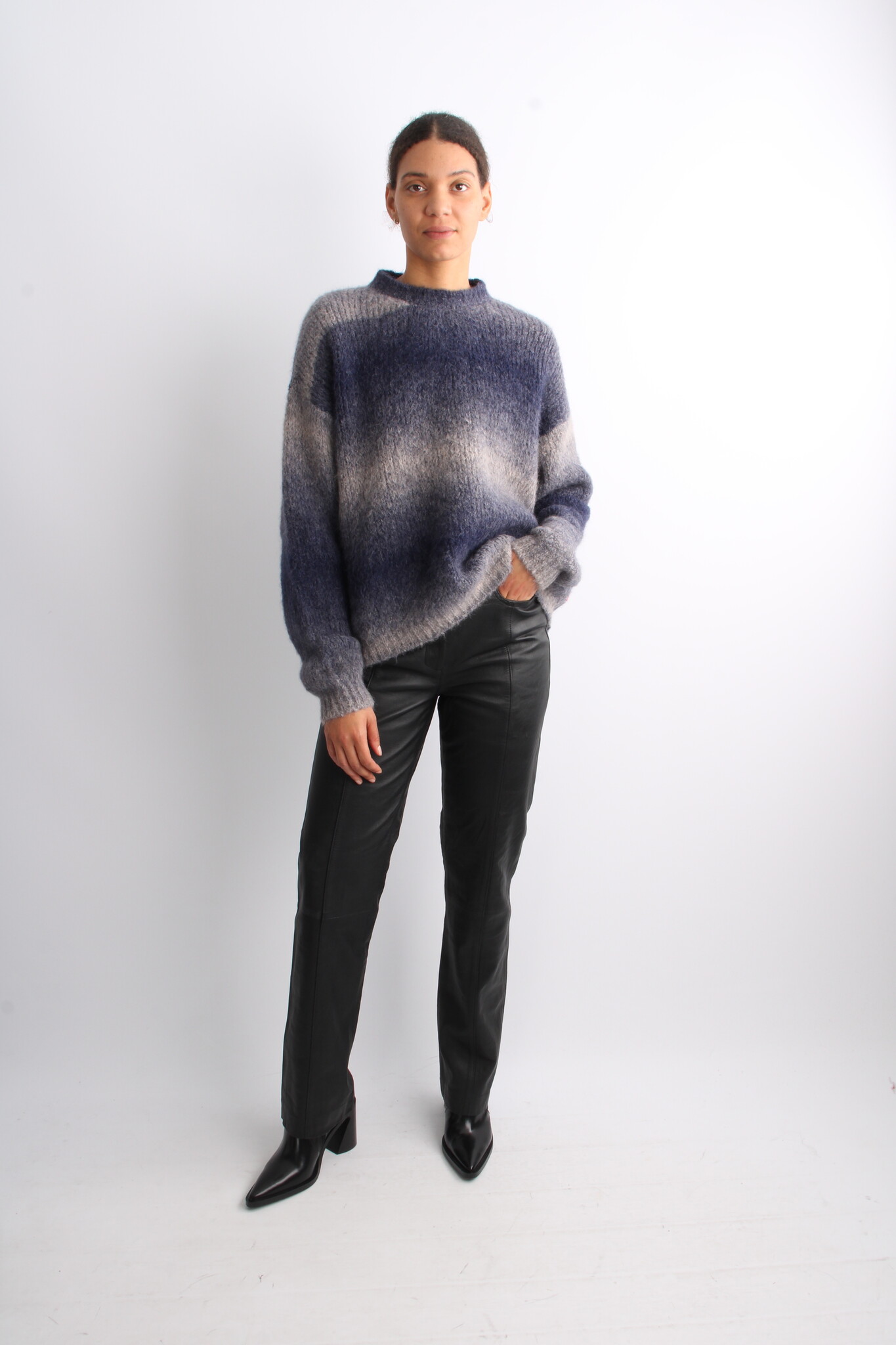 Remain Straight Leather Pants