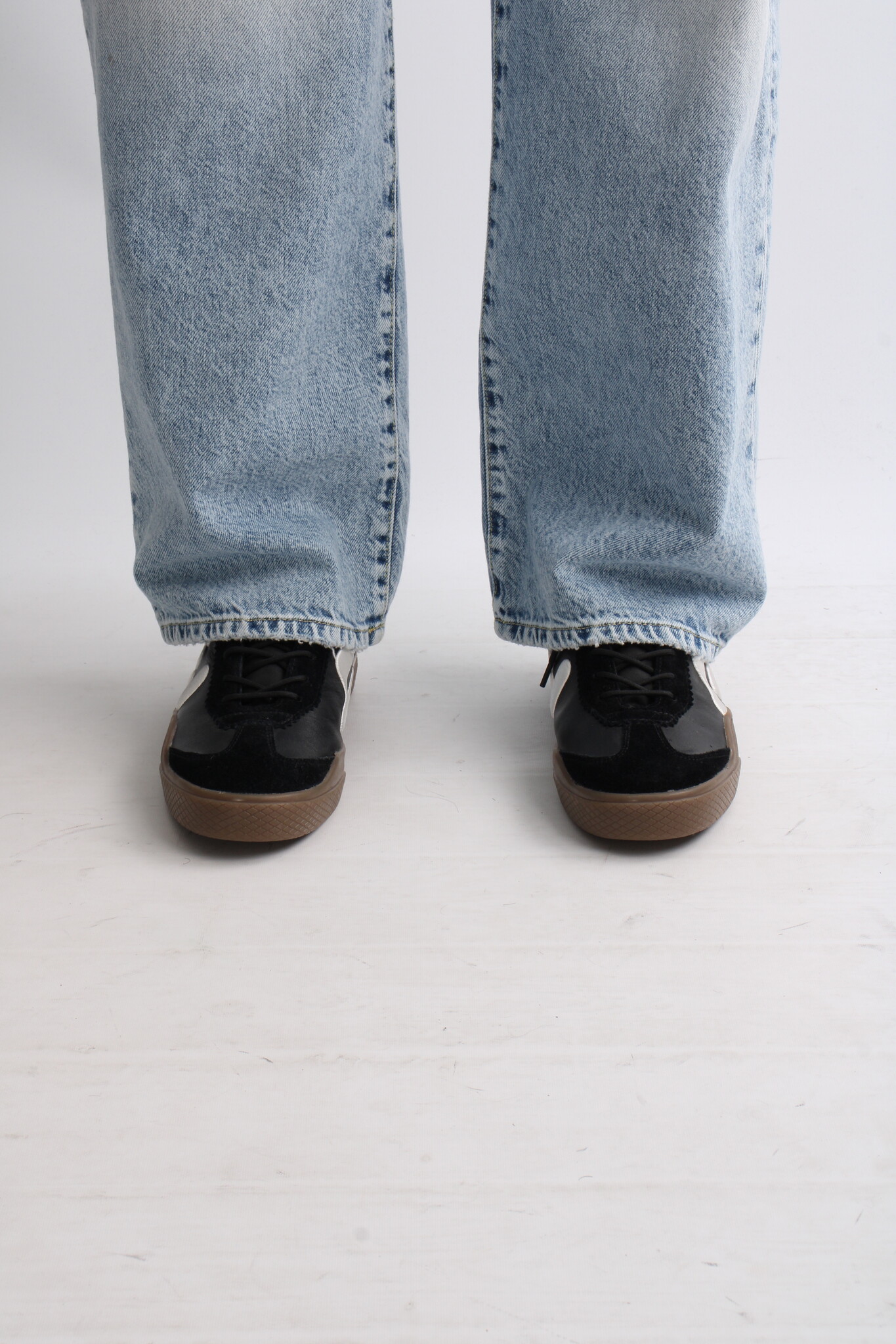 Eytys Santos Leather Sneakers