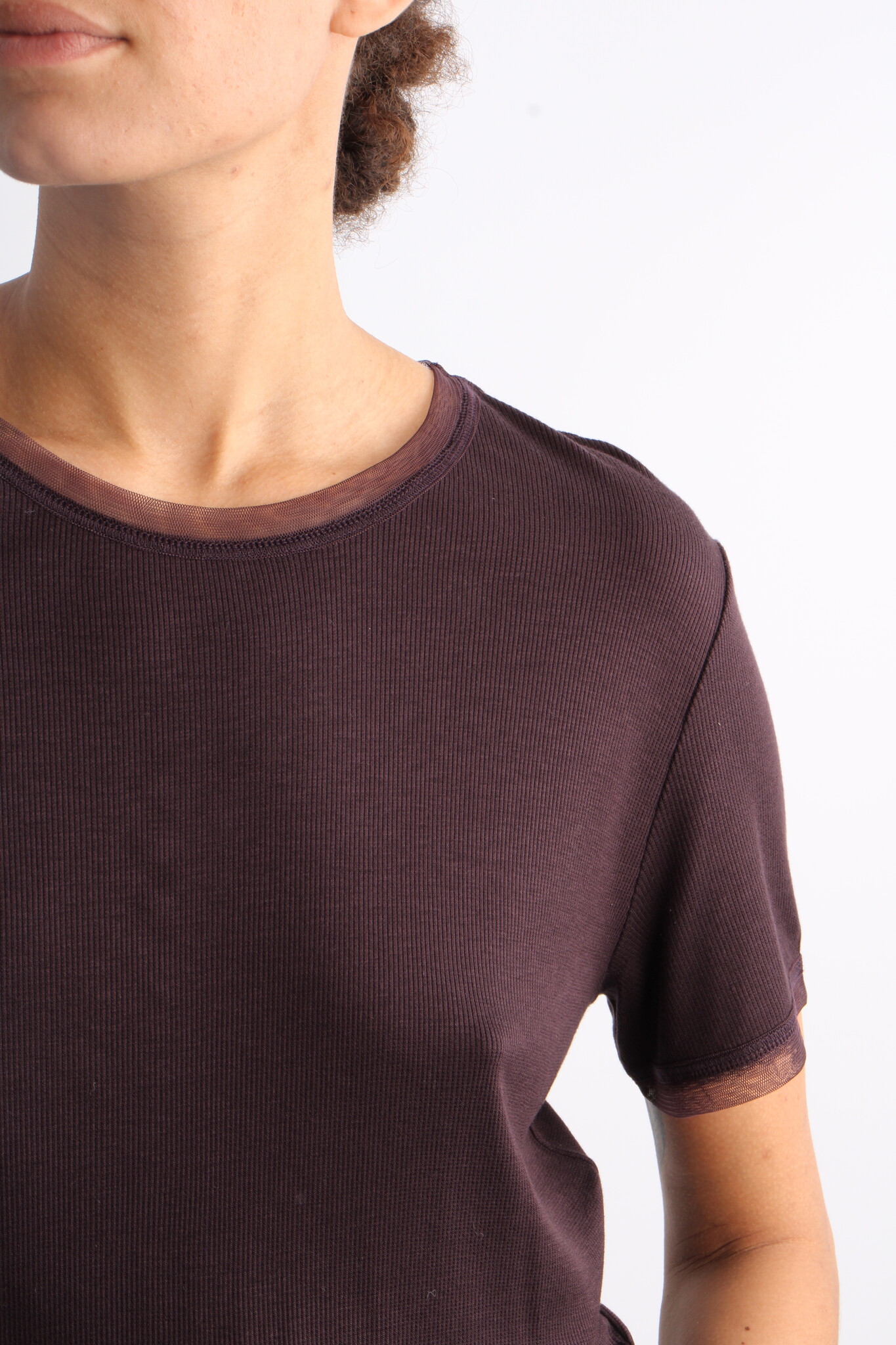 Remain Mesh Trim T-shirt
