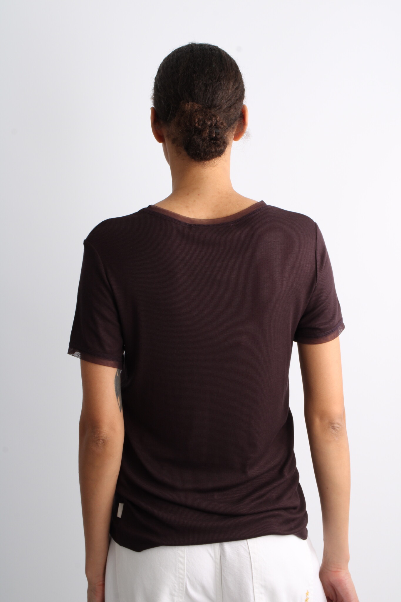 Remain Mesh Trim T-shirt